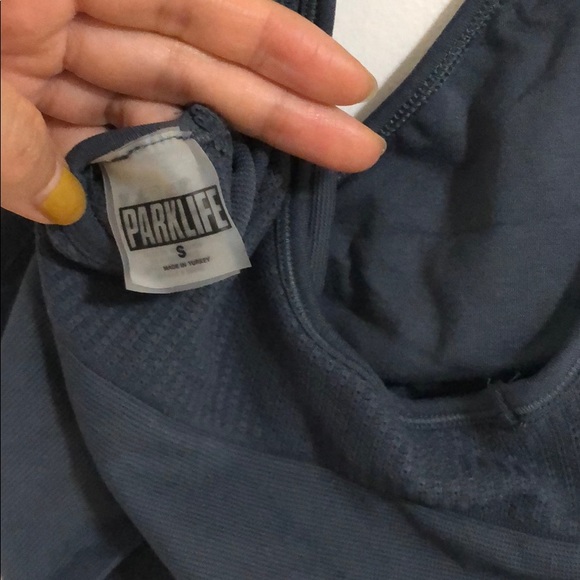 NWOT Aritzia Parklife sports bra - Picture 3 of 3